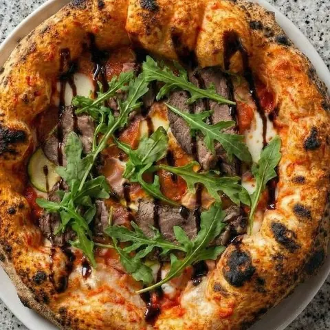 Пицца Говядина и руккола — Giusto Gusto